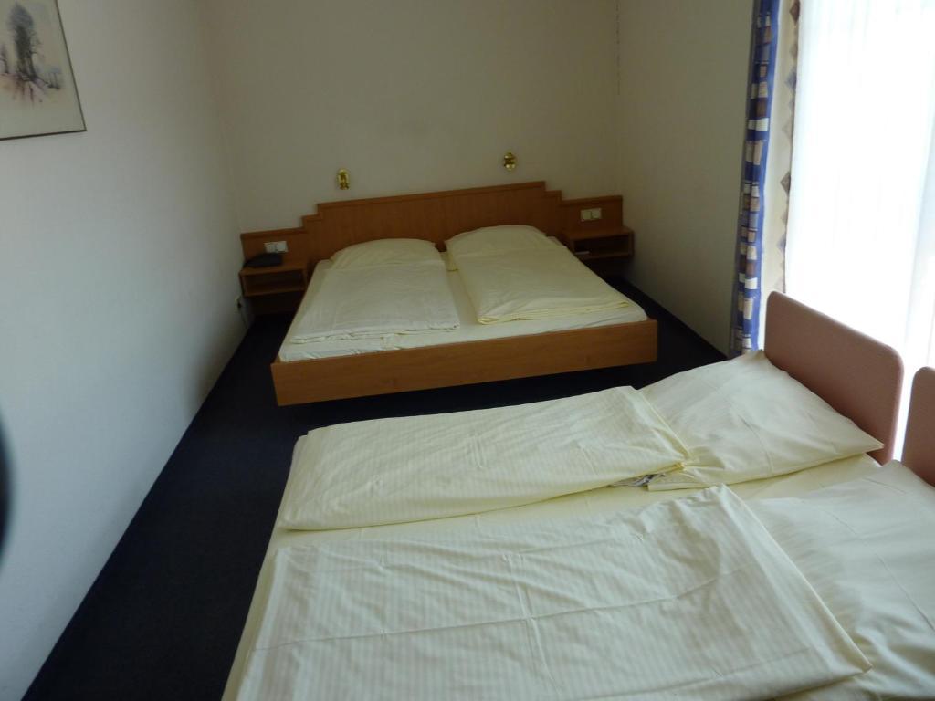 Hotel Eydt Kirchheim Kirchheim  Room photo